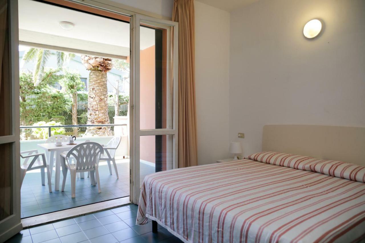 Appartamenti Maricampo By Helloelba Marina di Campo Dış mekan fotoğraf
